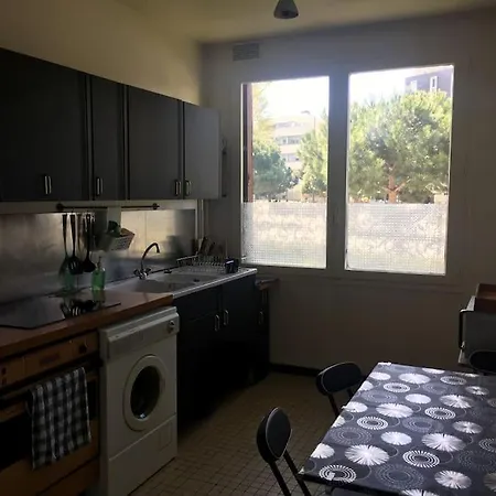 Cosy Large 20 Minutes Downtown Paris