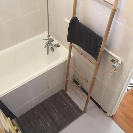 Cosy Large 20 Minutes Downtown Paris * Villejuif