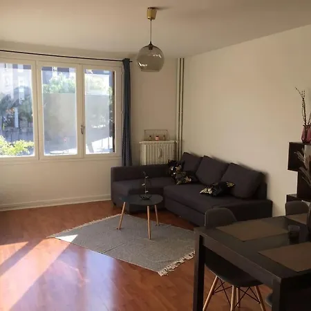 Cosy Large 20 Minutes Downtown Paris * Villejuif
